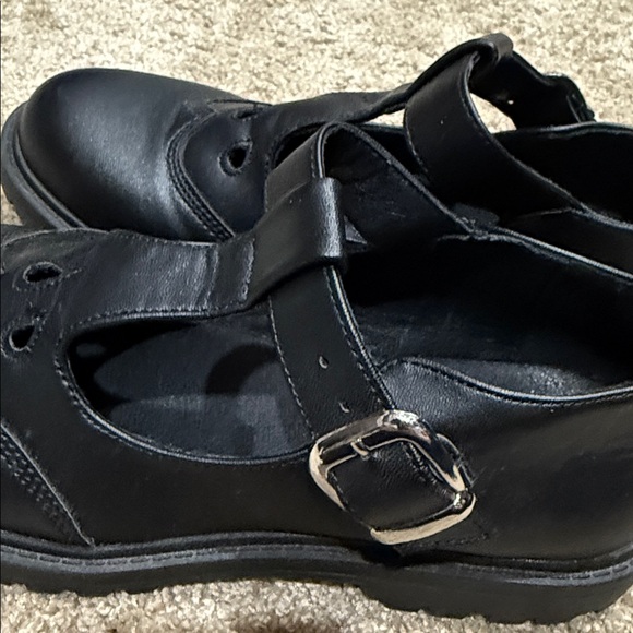 Black Mary Jane Style Shoes - Picture 6 of 6